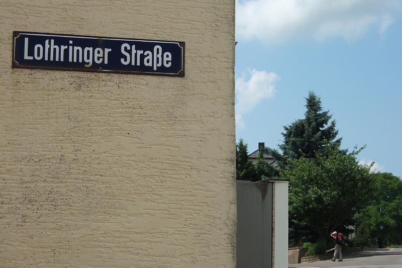 3-3-06 Strassenname in Borg.JPG - Die Richtung stimmt: Straßenname in Borg
